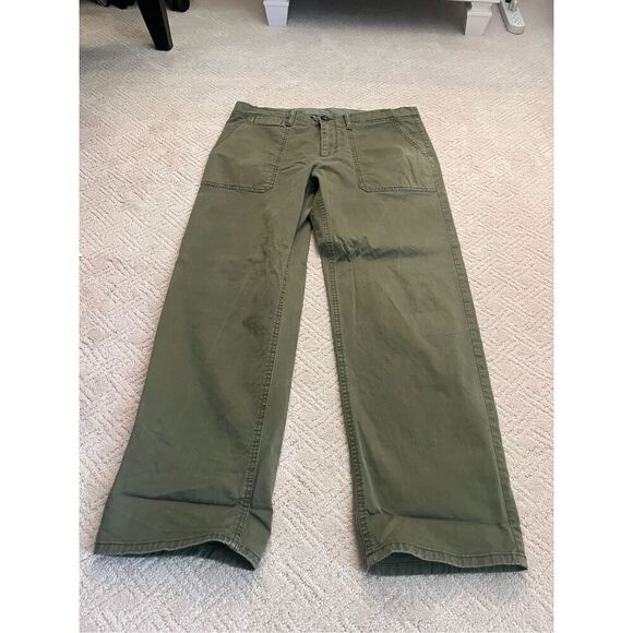 Banana Republic Army Green Boyfriend Khaki’s - Picture 1 of 6